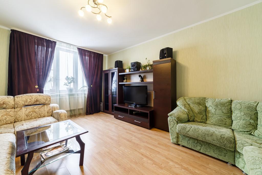 Apartment Domashny Uyut Na Belinskogo 41 Luxe Jekaterinenburg Buitenkant foto